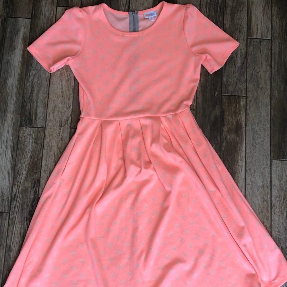 Lularoe Amelia
